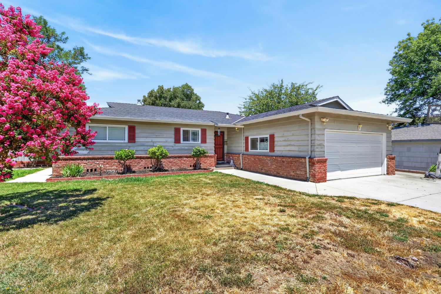 5225 Columbine Way