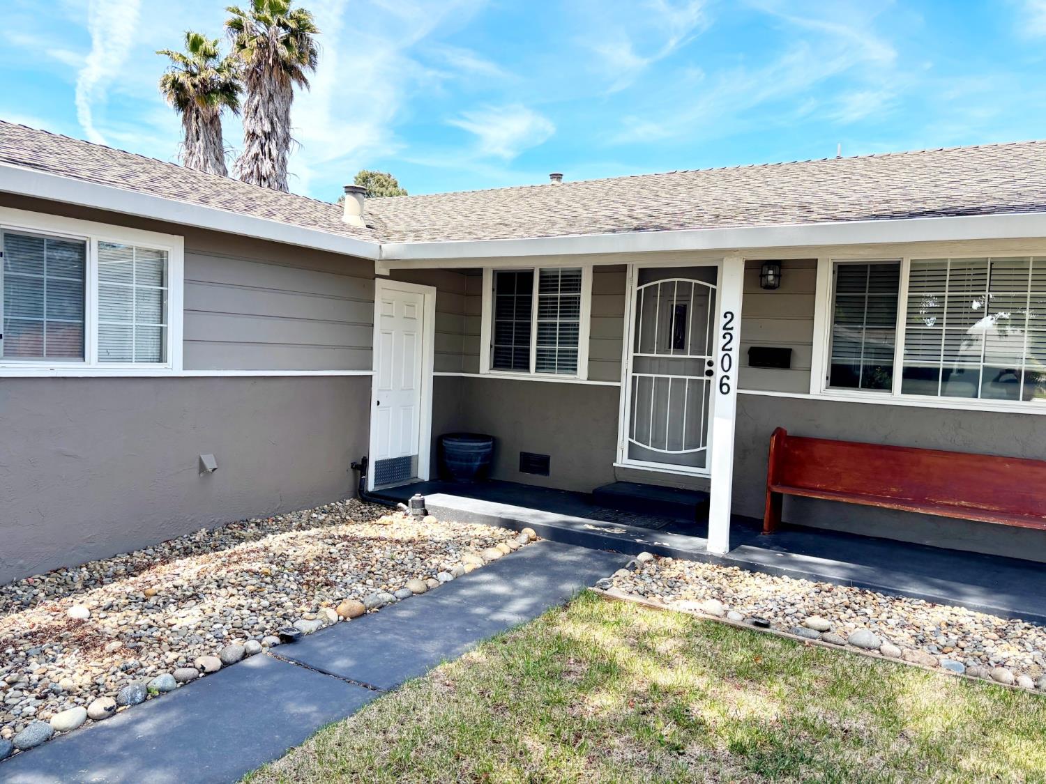 2206 Toronto Lane