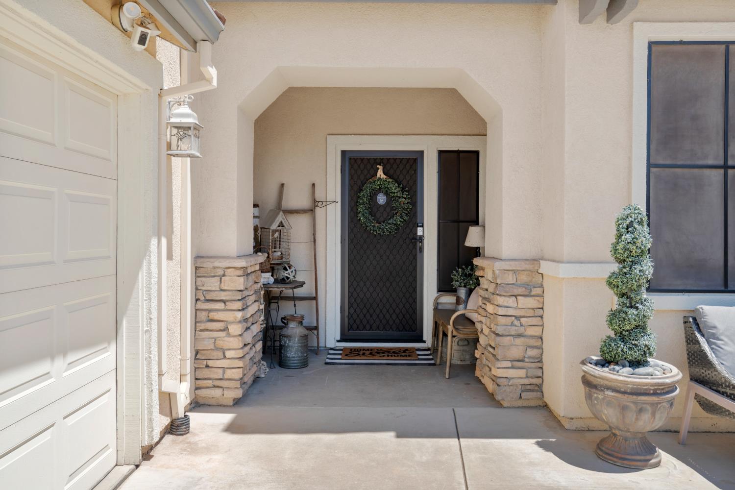 1414 Hazelnut Way