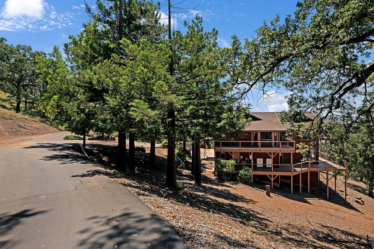 6287 Oak Hill Road