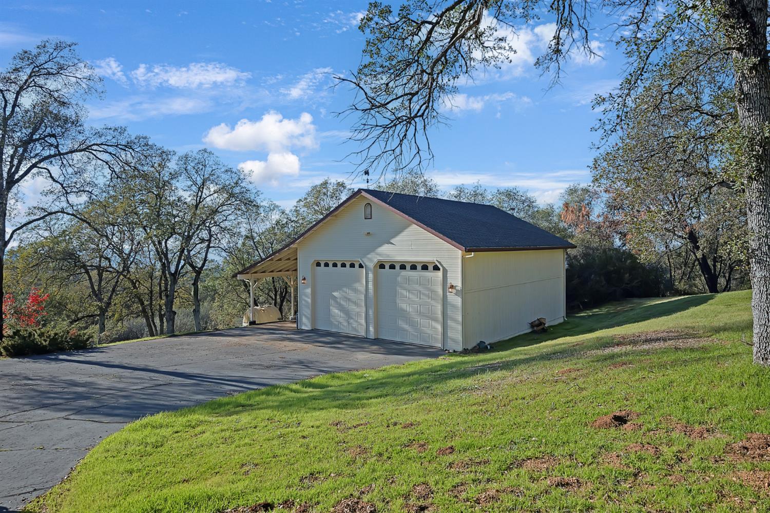 5772 Dragon Springs Road