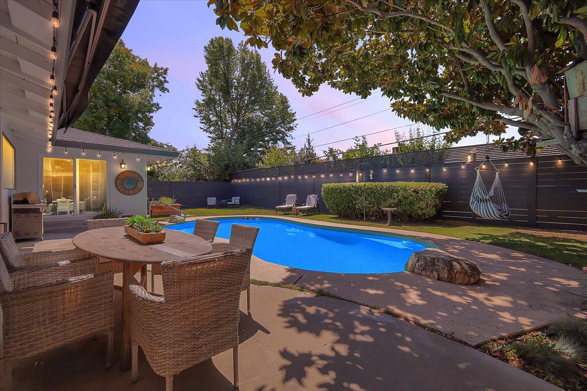 2656 American River Drive
