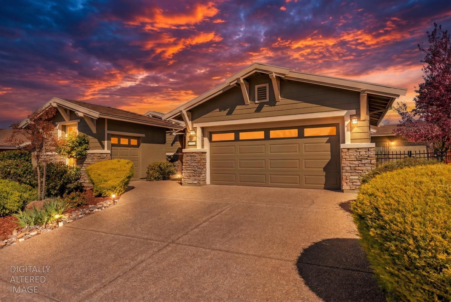 2582 Kingfisher Lane