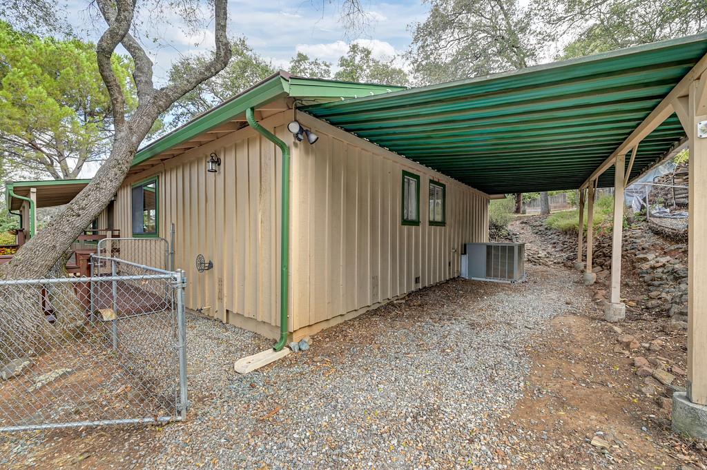 3017 Oakwood Road