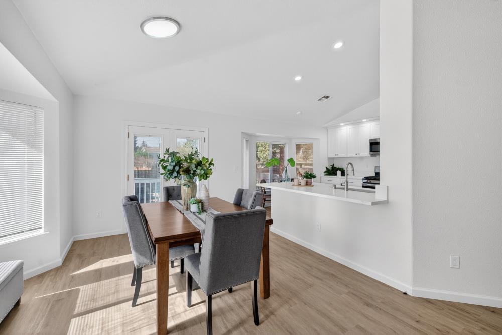 19 White Stone Court