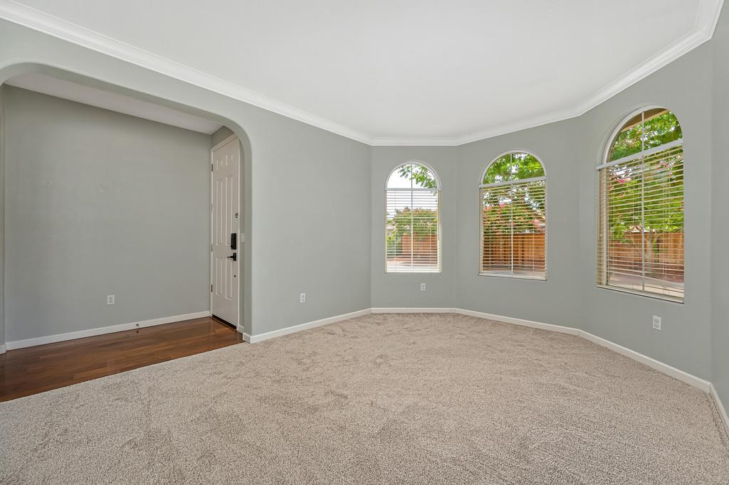 12428 Pawcatuck Way