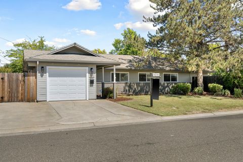 1911 Terrace Drive Sacramento CA 95825