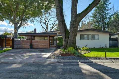 1217 Noonan Drive Sacramento CA 95822