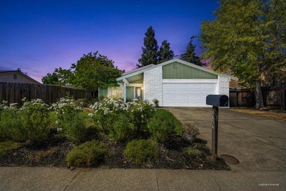 6854 Sugar Maple Way Citrus Heights CA 95610