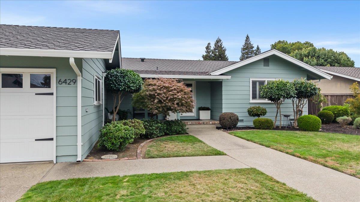 6429 SHENANDOAH Place