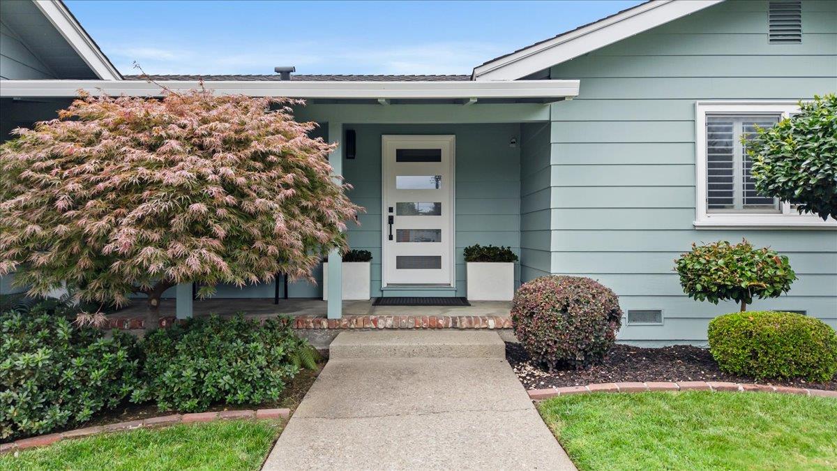6429 SHENANDOAH Place