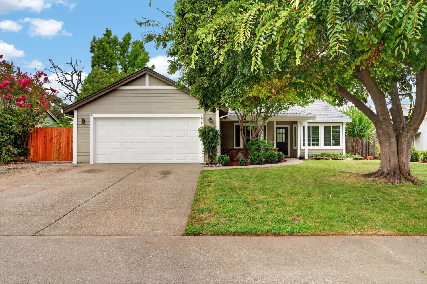 4048 Hunters Drive
