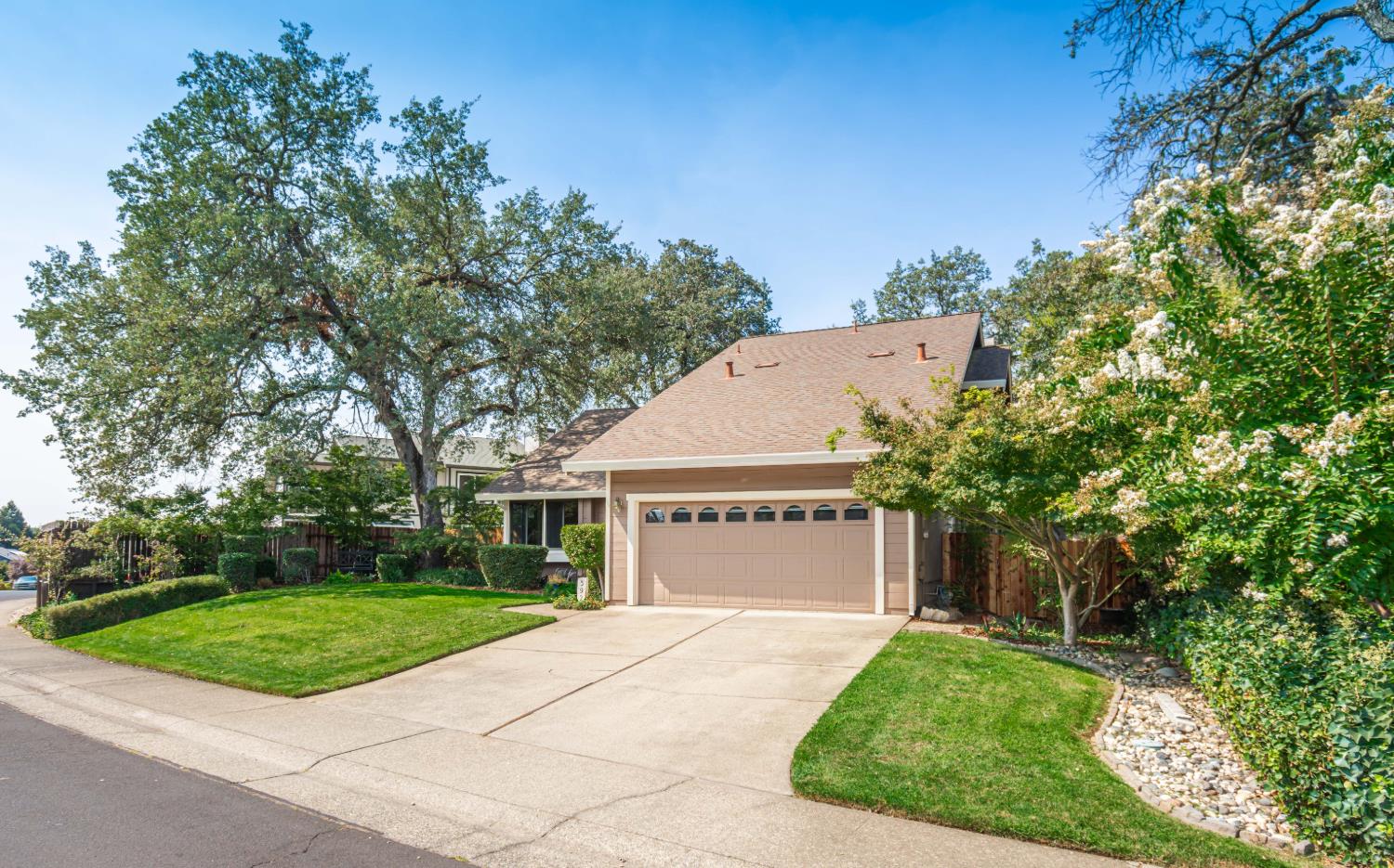 5920 Kingwood Circle