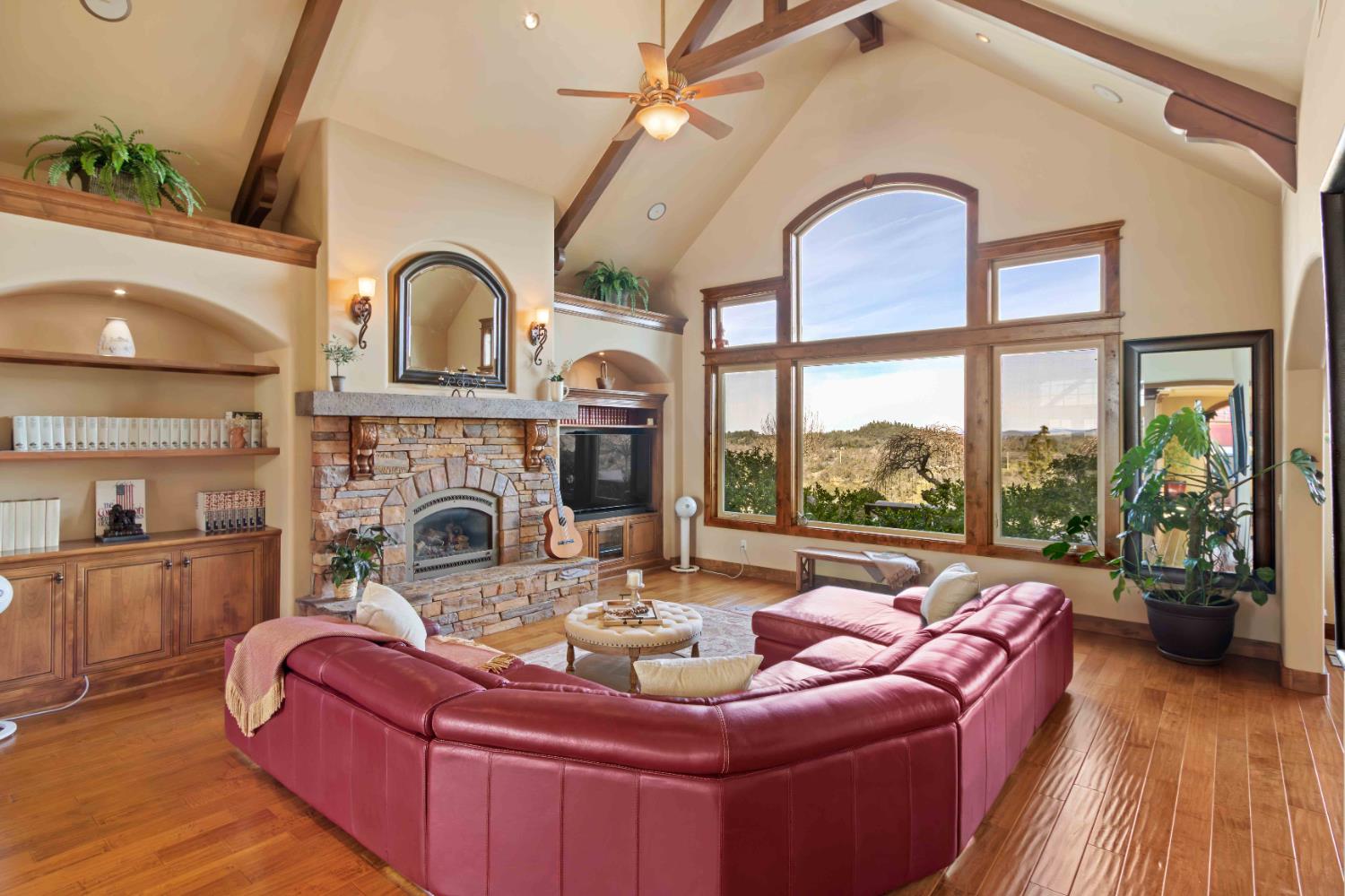 5390 Lost Creek Road