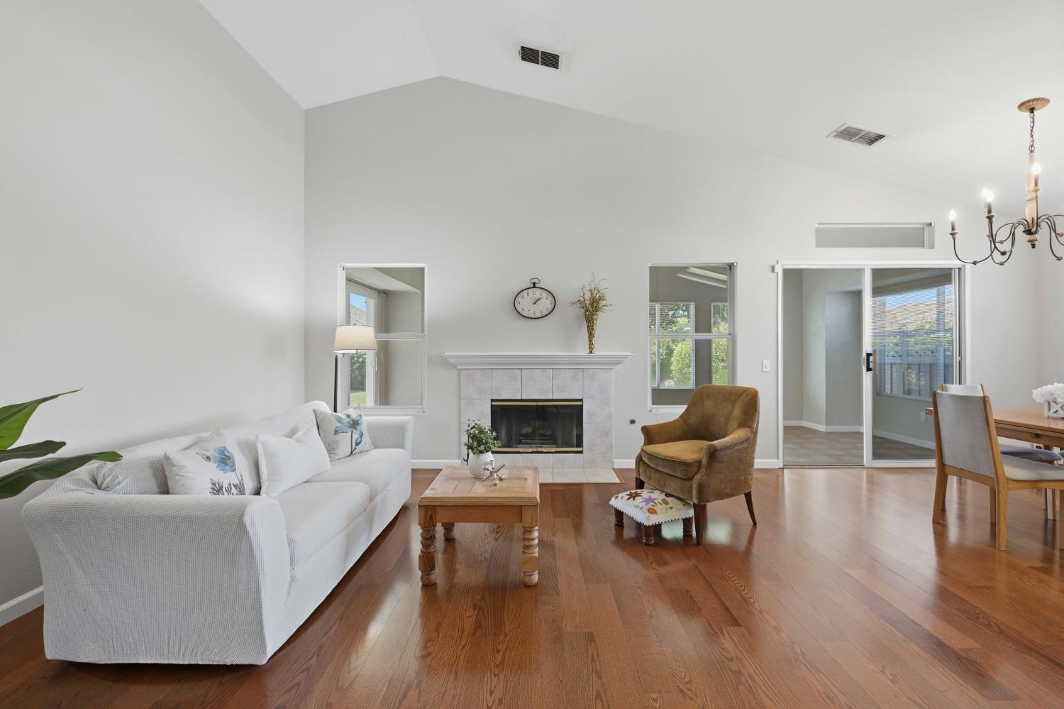 600 Paddlewheel Court