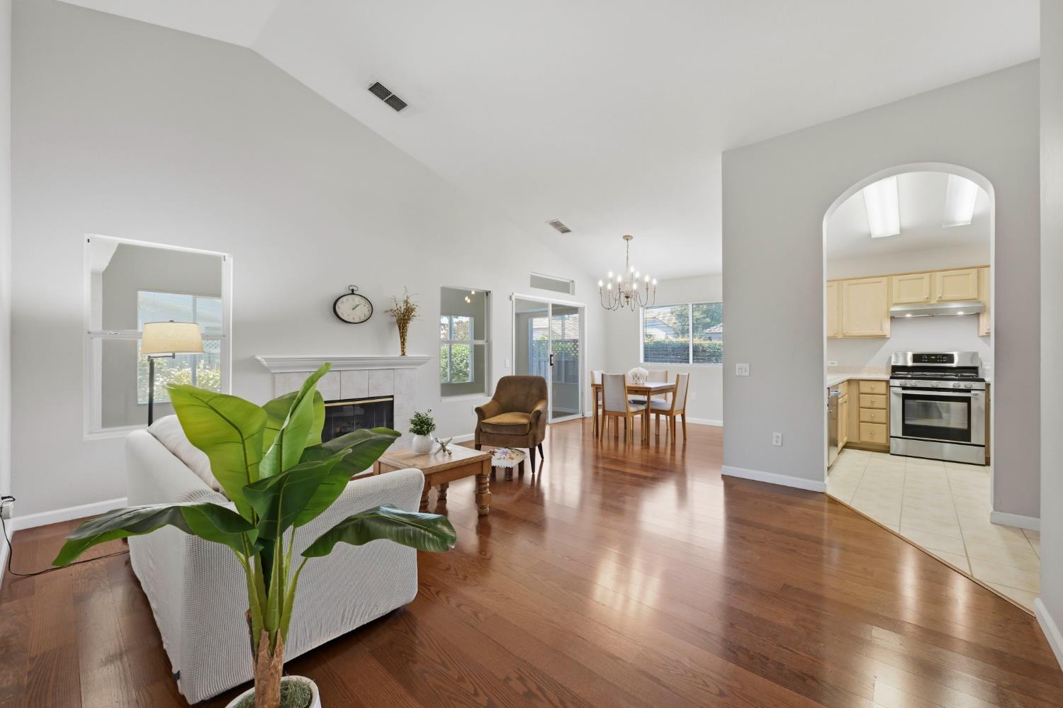 600 Paddlewheel Court