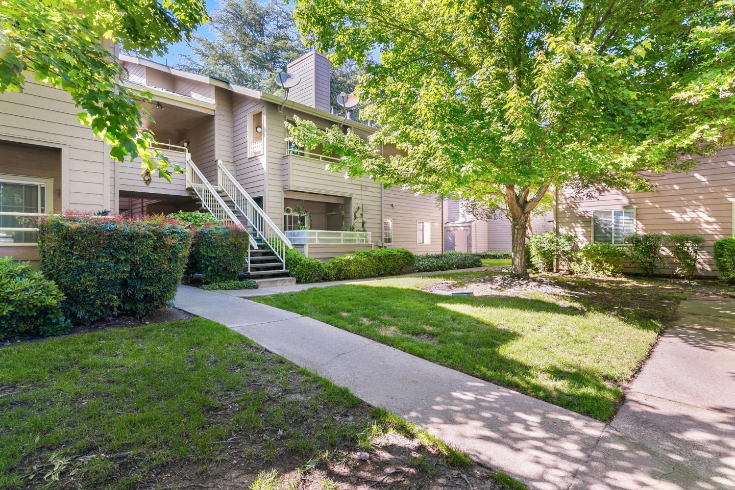 11150 Trinity River Drive 74