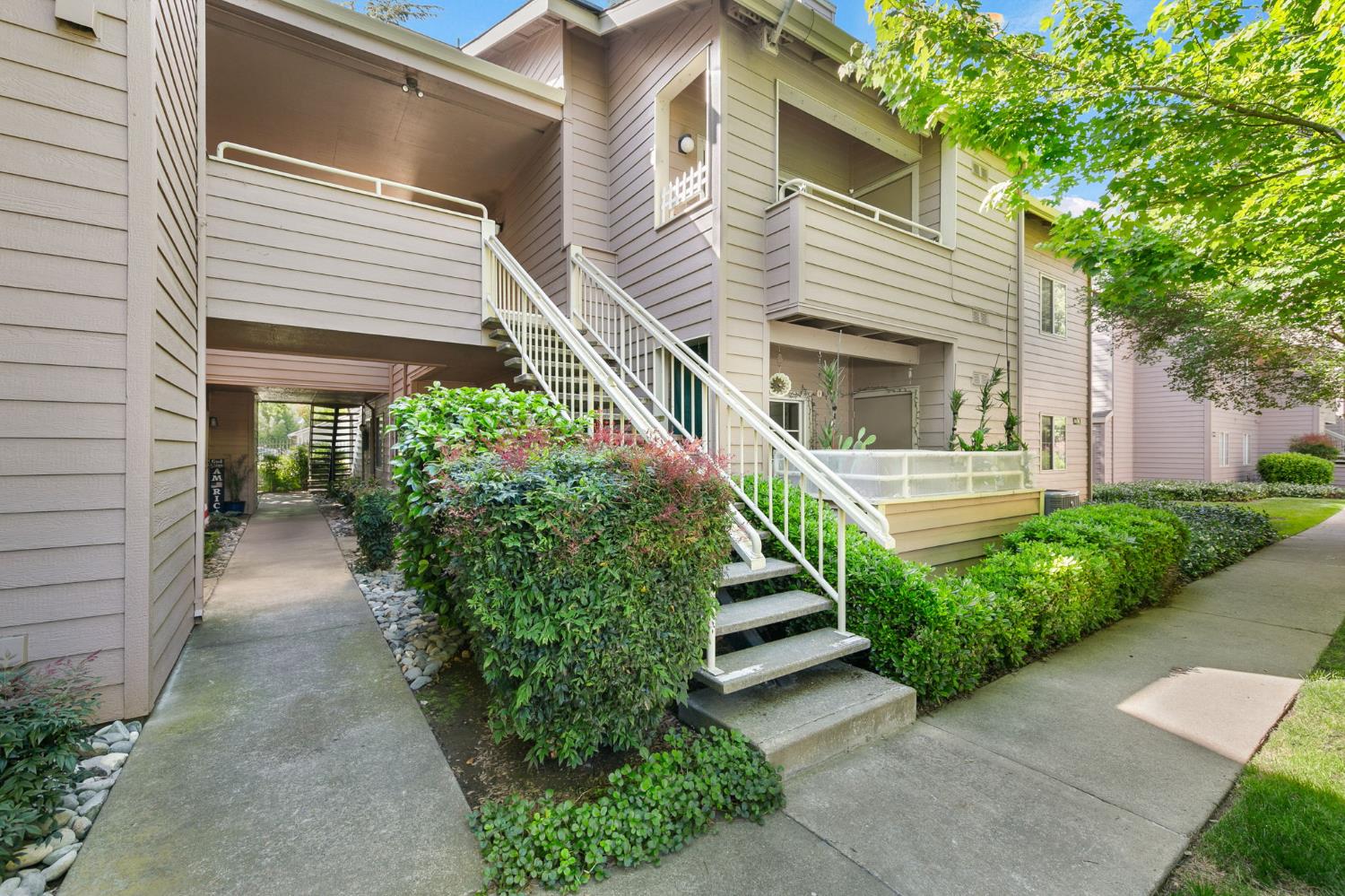 11150 Trinity River Drive 74
