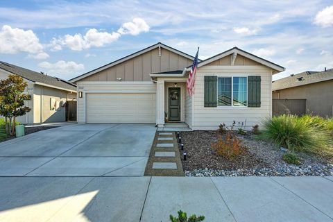 6049 Redondo Way Roseville CA 95747