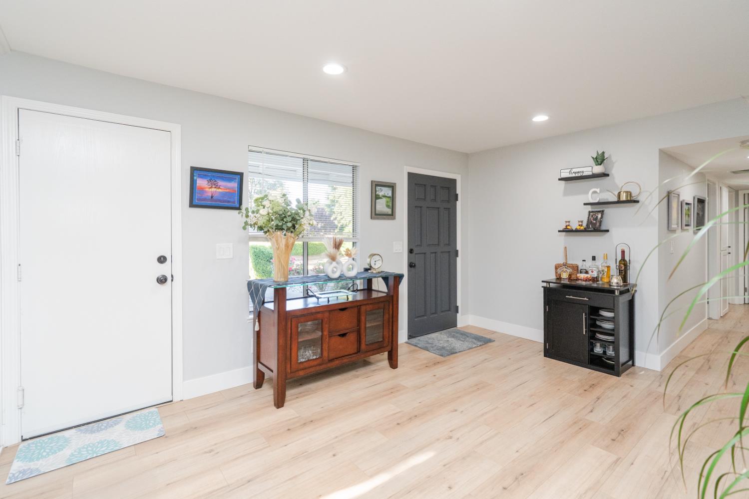 8722 Jonnie Way