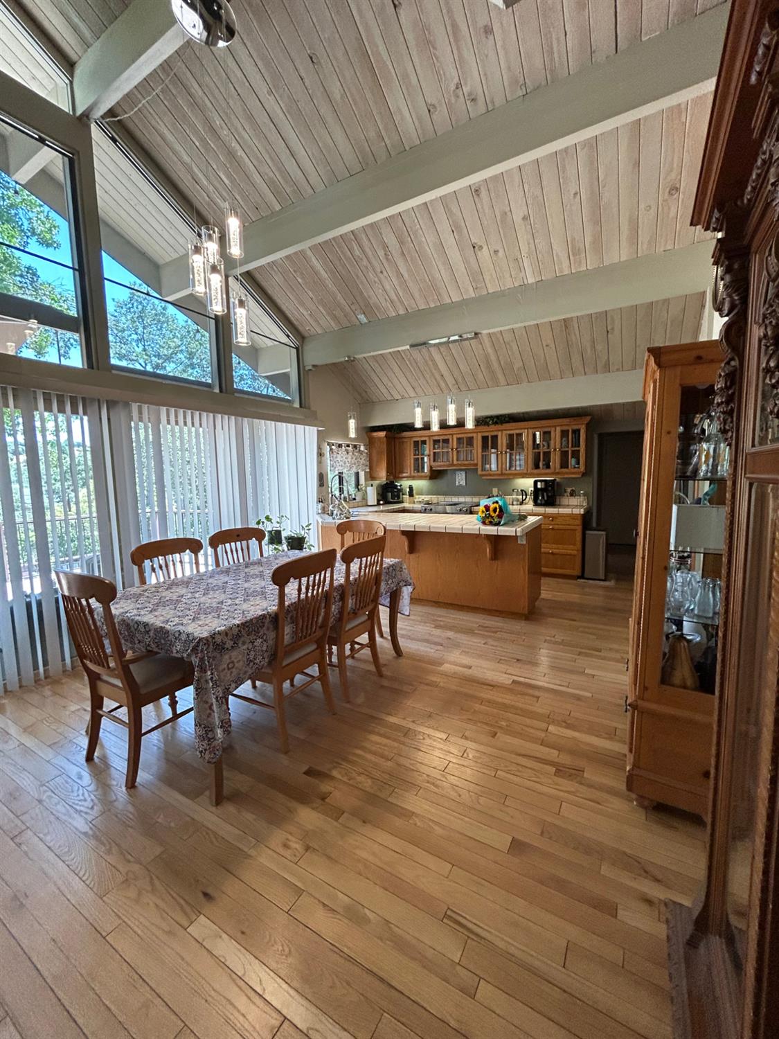 6335 Rustic Hills Drive