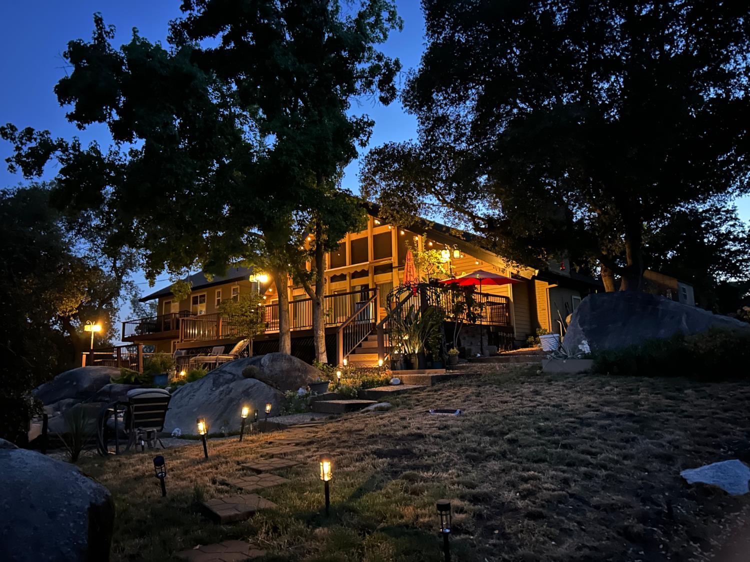 6335 Rustic Hills Drive