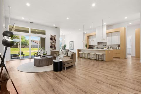 4006 Nellia Court Rocklin CA 95677