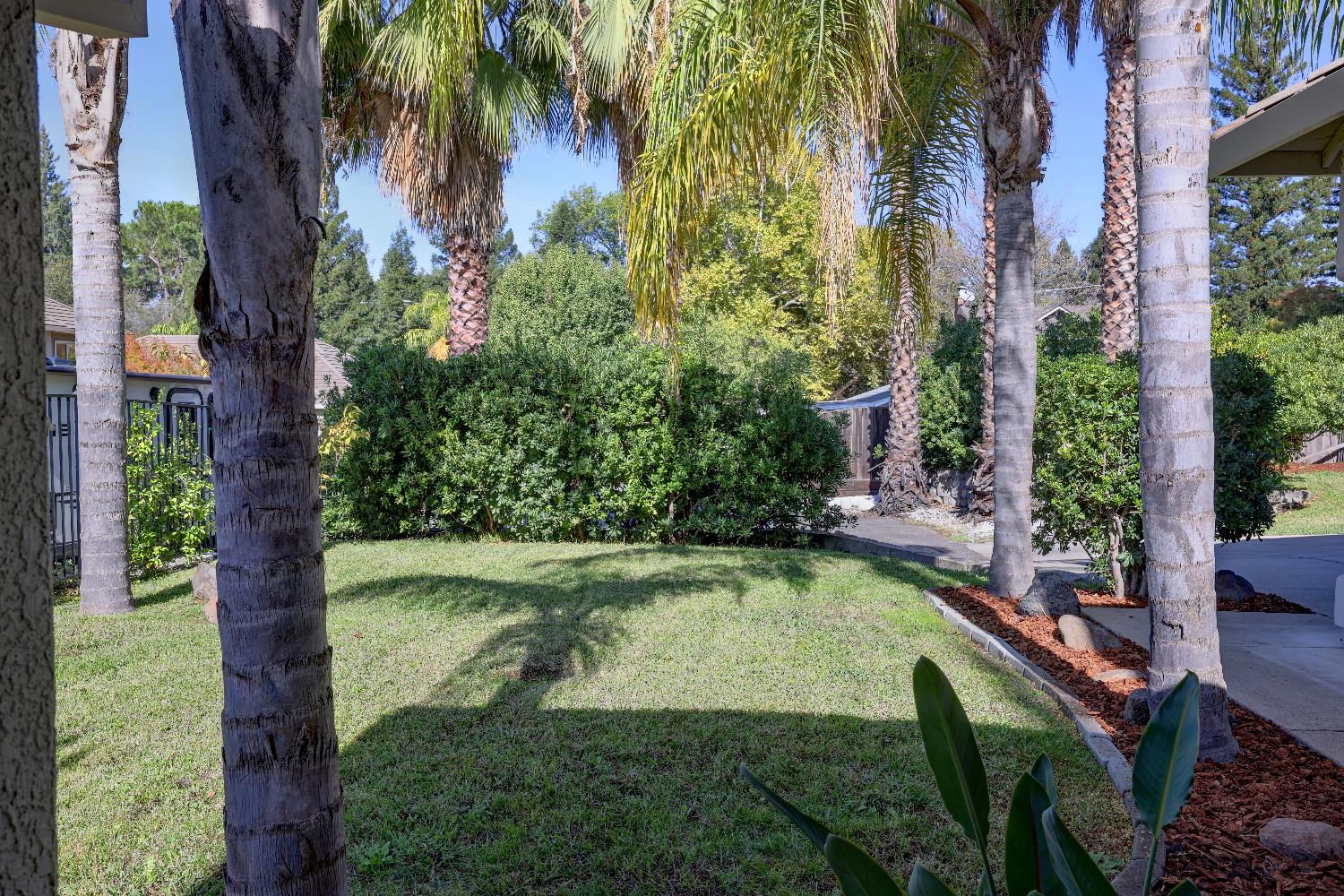 8752 Winding Way