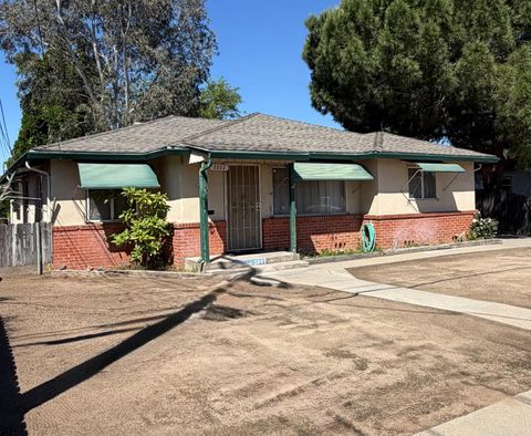2233 6th Street Ceres CA 95307