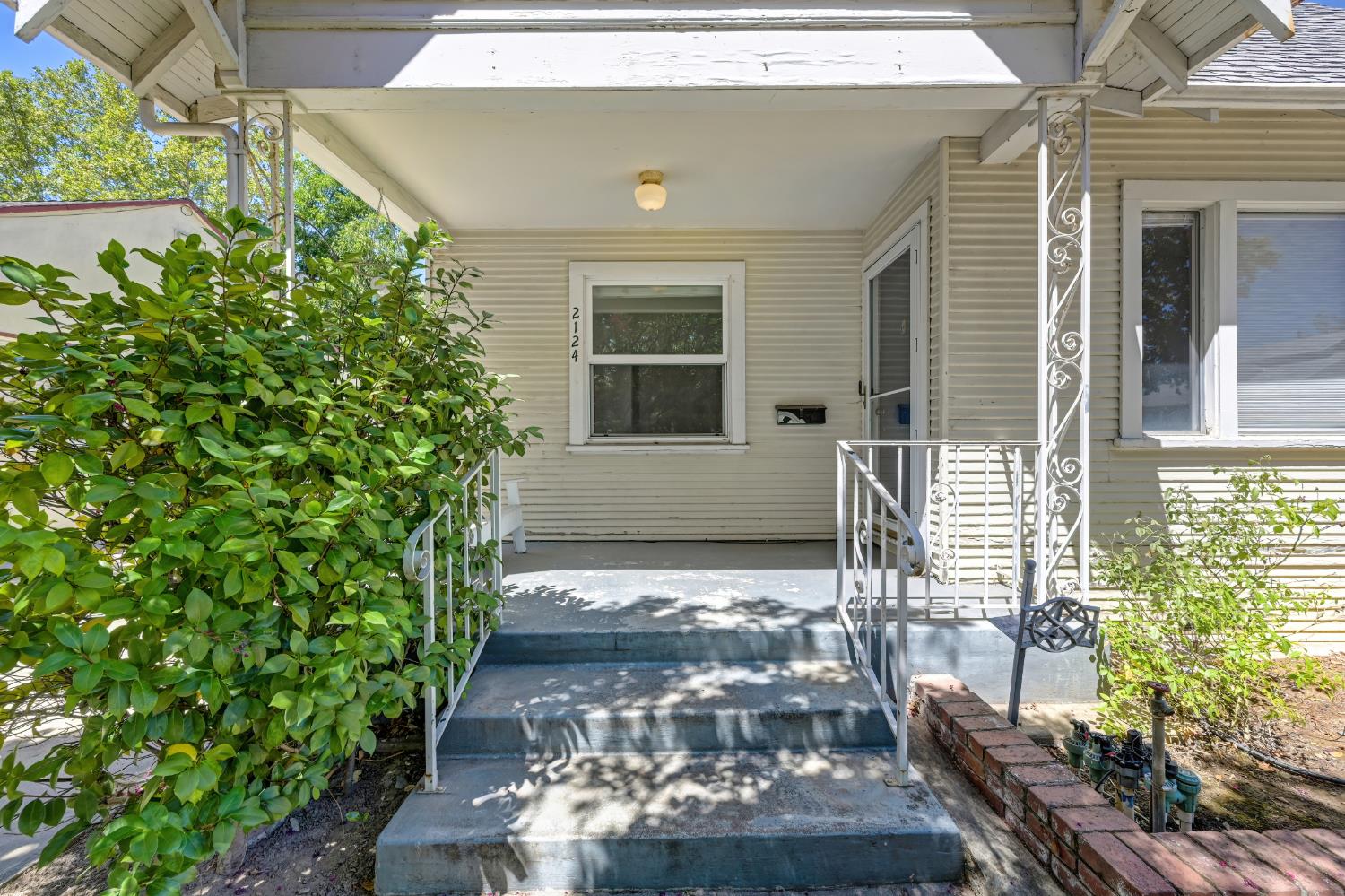 2124 35th Street