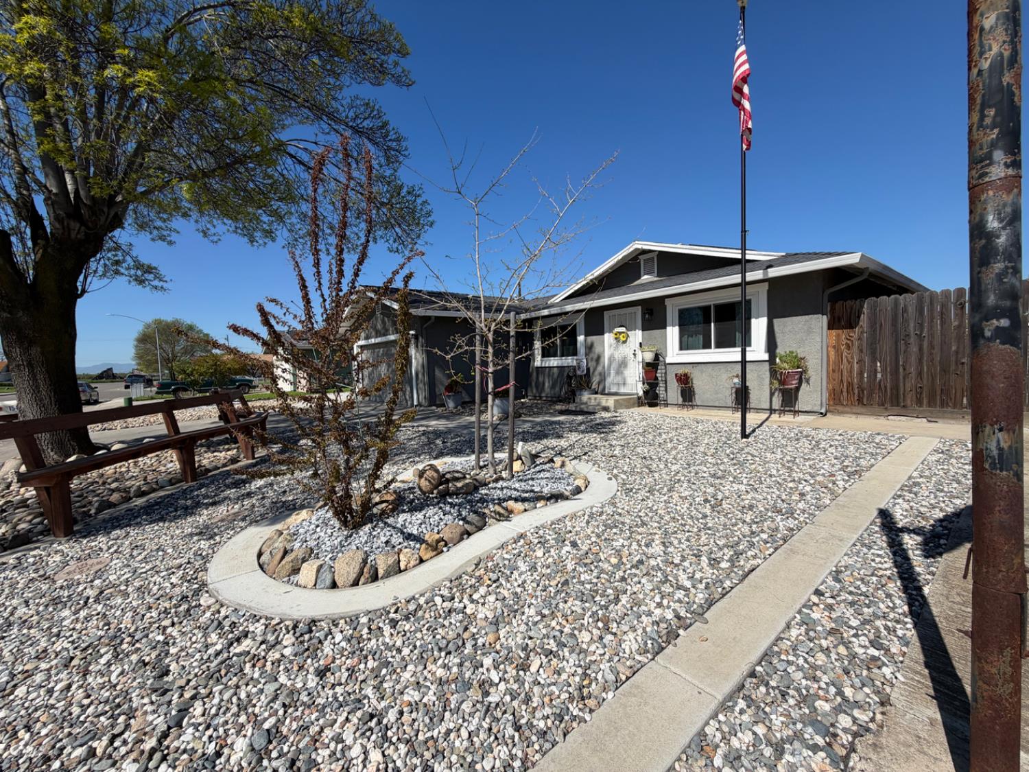 1547 Patchett Drive - Photo 4