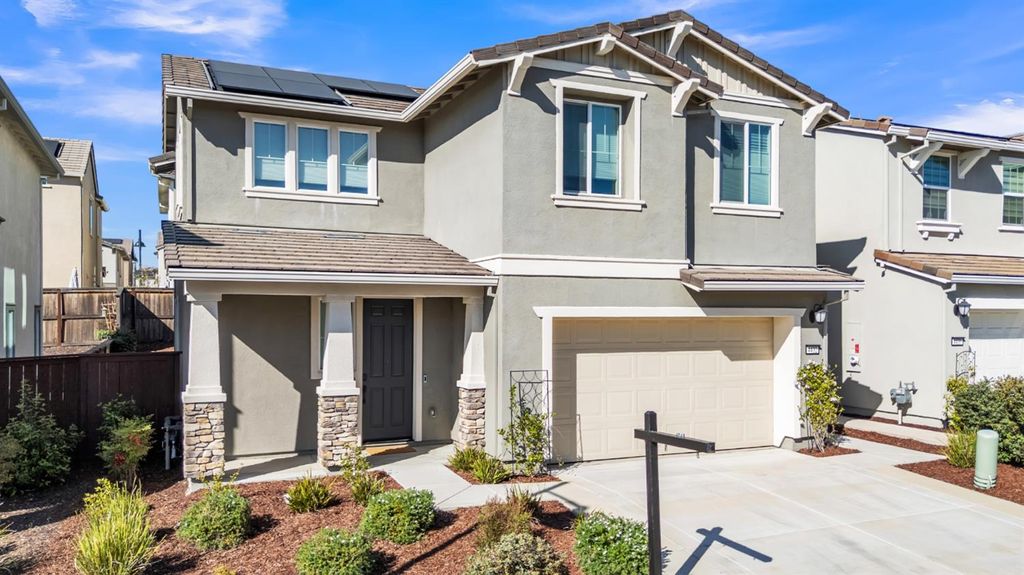 Photo of 4432 Sanderson Drive, Folsom, CA 95630 (MLS # 226032889)