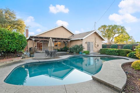 5001 Boyd Drive Carmichael CA 95608