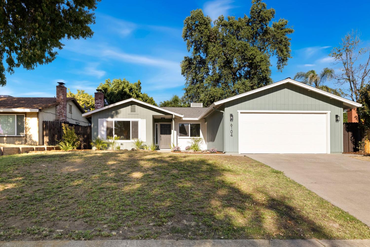 6104 Rita Lou Way