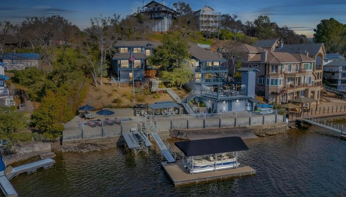 870 Bret Harte Drive