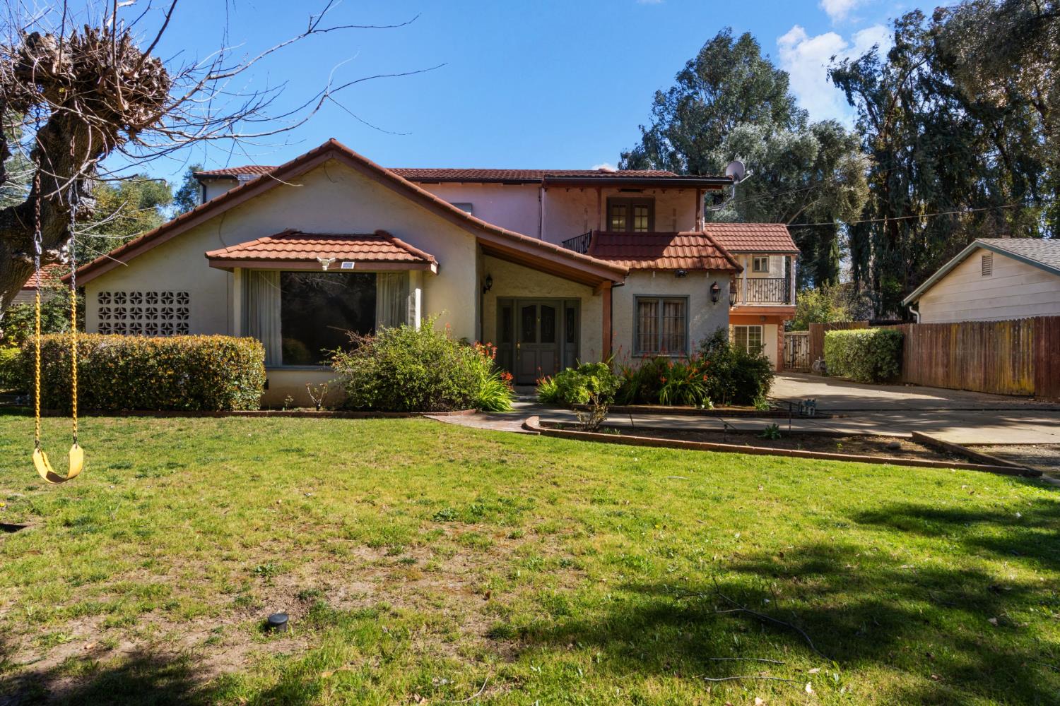 2940 Garfield Avenue