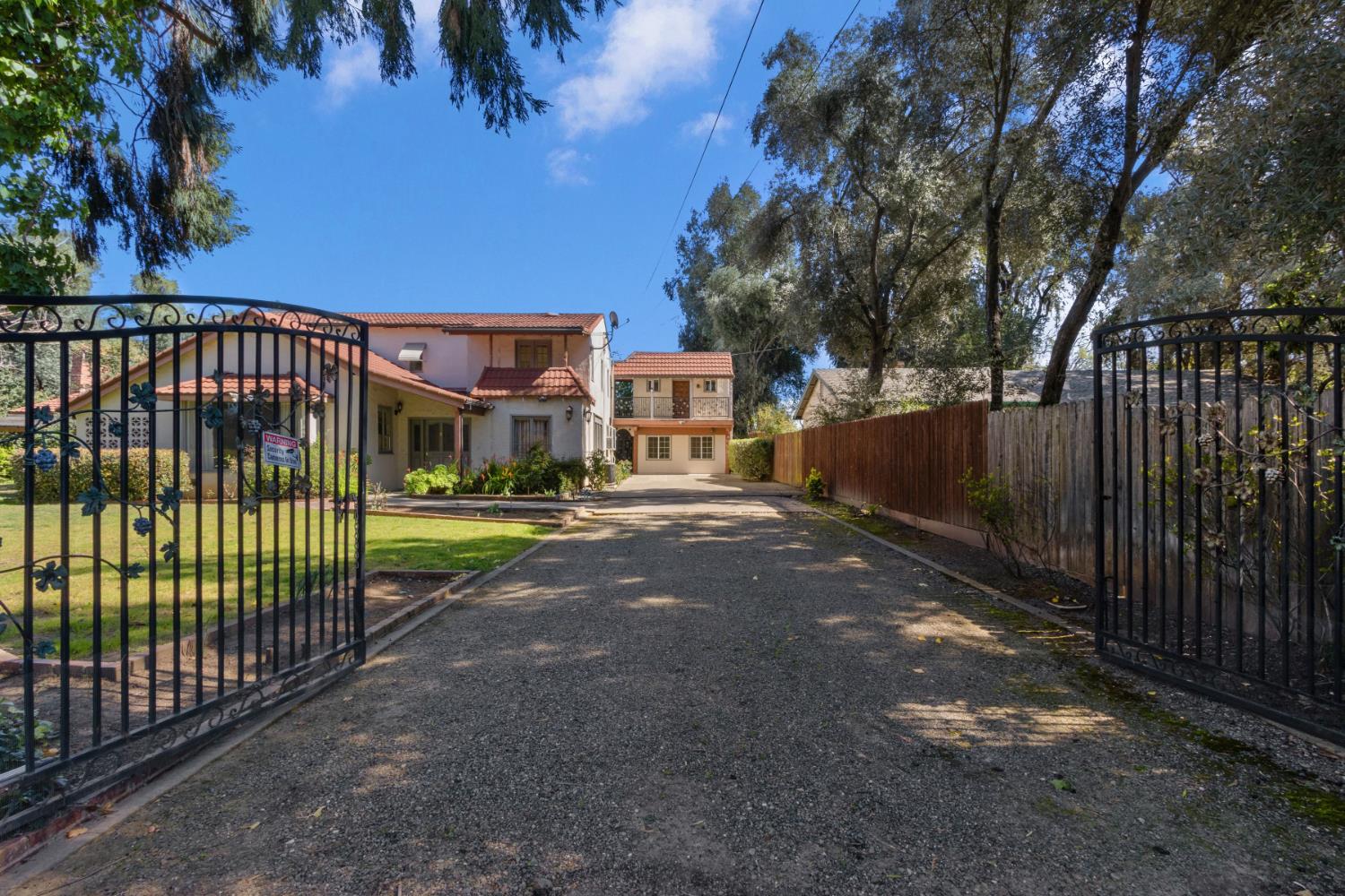 2940 Garfield Avenue