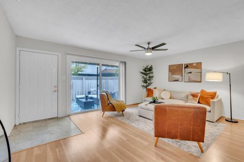 111 Roundtree Court Sacramento CA 95831