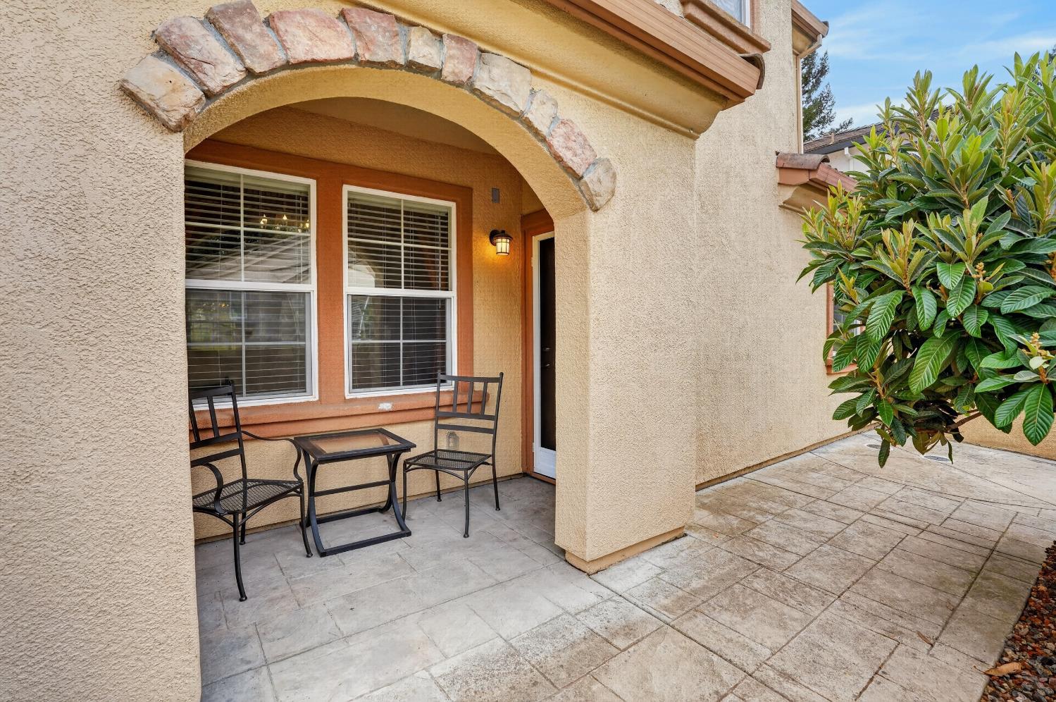 8004 Linda Isle Lane