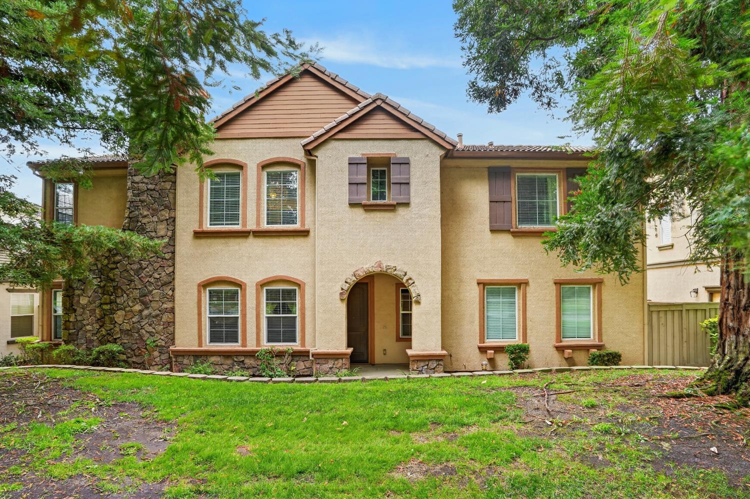8004 Linda Isle Lane