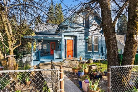 MLS: 224104508