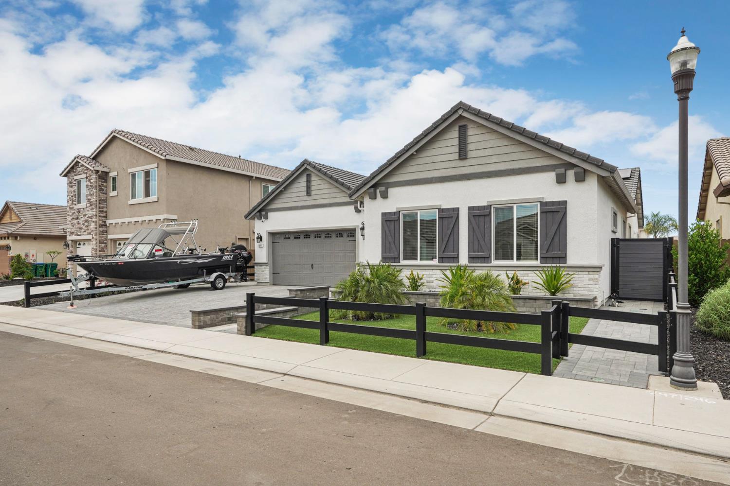 3017 Zinnia Way