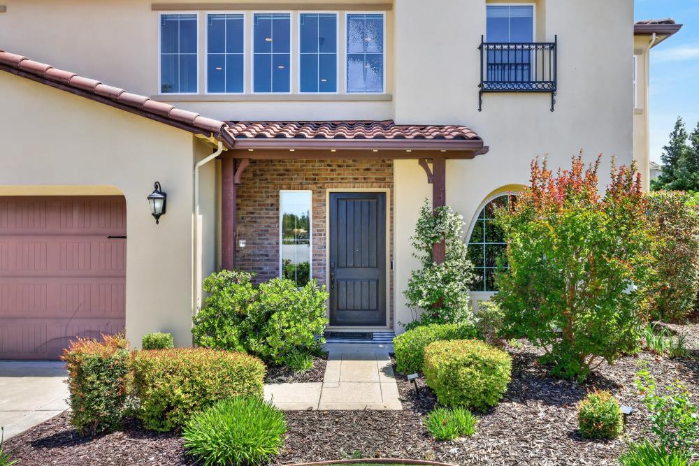 4661 Ravine Crossing Court