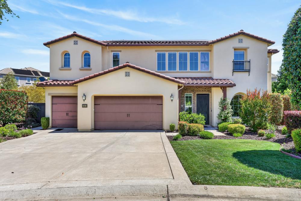 4661 Ravine Crossing Court