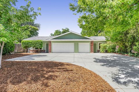 217 La Vida Way Davis CA 95618