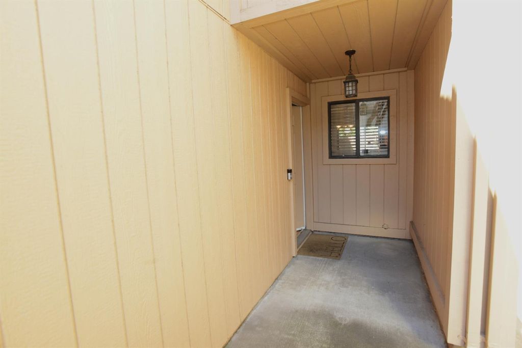 Photo of 1401 Hood Road, Sacramento, CA 95825 (MLS # 225132748)