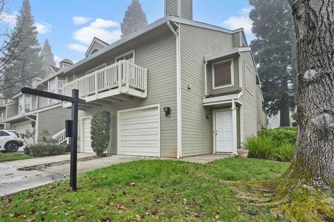 213 Live Oak Circle 2 Roseville CA 95678