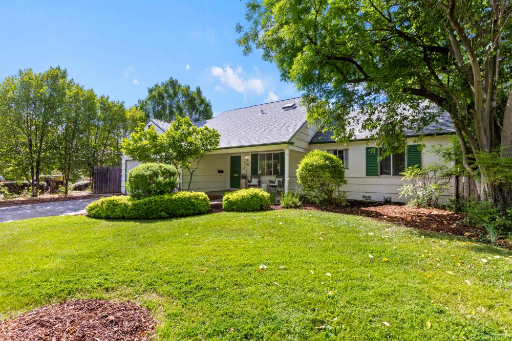 756 Mulberry Lane
