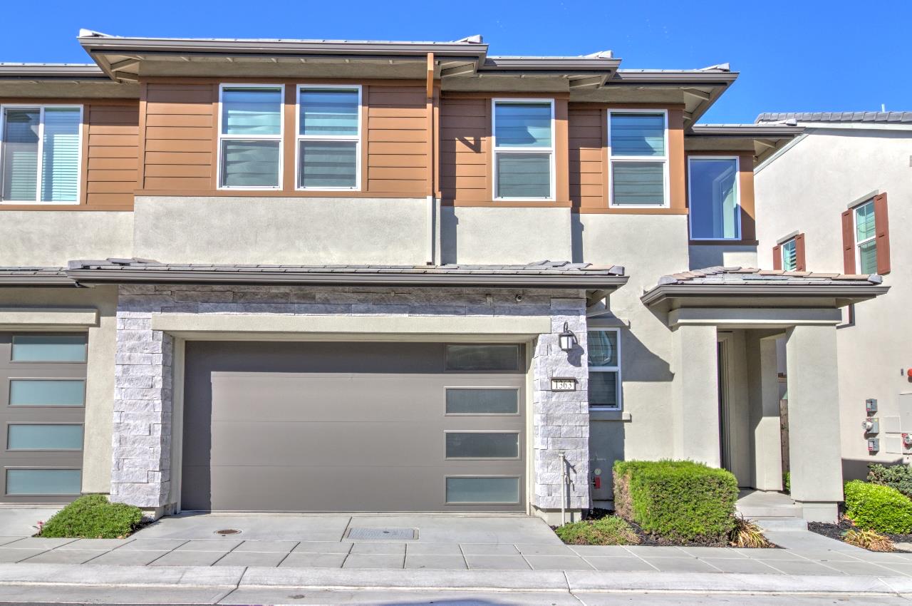 1363 S Shields Avenue