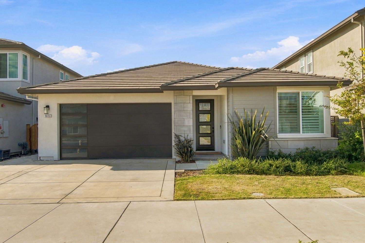 3026 Mulholland Drive